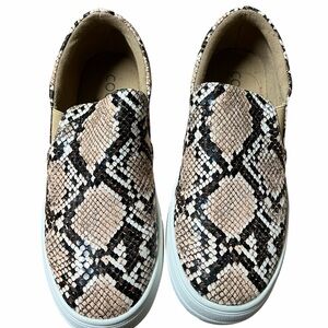 Snake skin slide ons